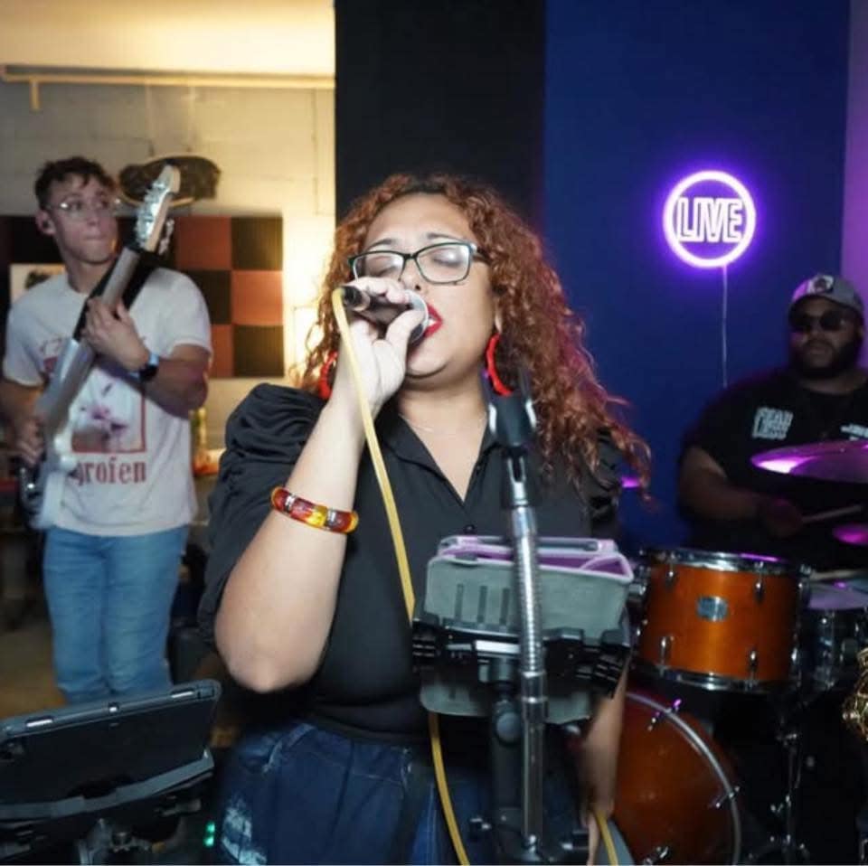 LIVE at Dabney with Erica Soto